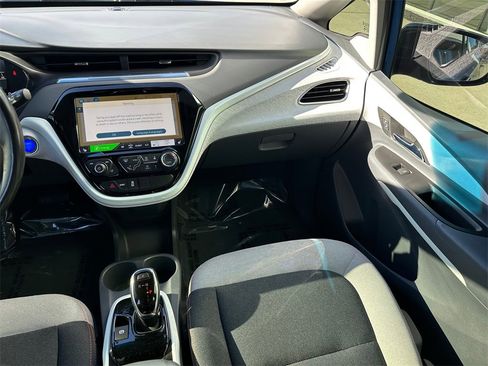 Used 2021 Chevrolet Bolt LT image 19