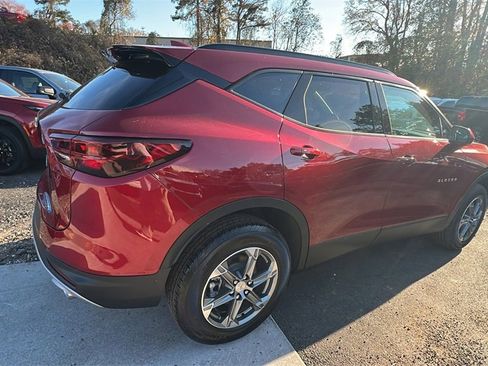 New 2026 Chevrolet Blazer LT image 5