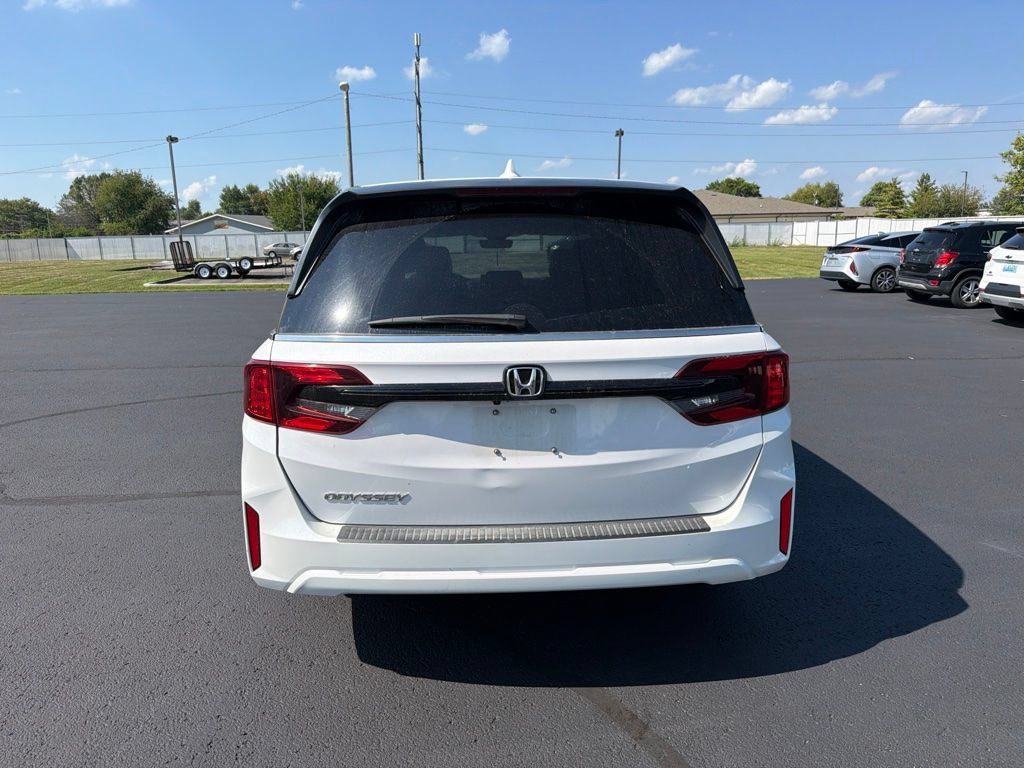 Used 2025 Honda Odyssey EX-L image 6