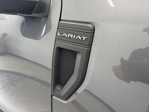 Used 2023 Ford Maverick Lariat w/ Lariat Luxury Package image 40