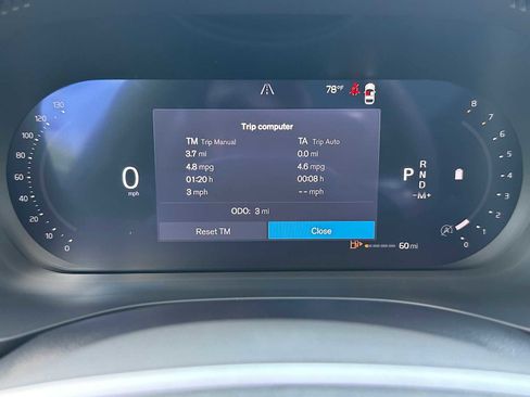 New 2026 Volvo XC60 B5 Plus w/ Climate Package image 25