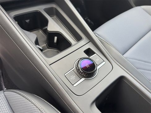 New 2026 Volkswagen Tiguan SE R-Line image 18