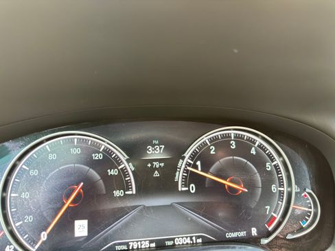 Used 2016 BMW 750i xDrive AWD/4WD image 22