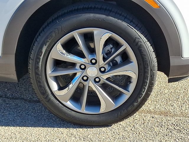 Used 2022 Buick Encore GX Essence w/ Advanced Technology Package AWD/4WD image 8