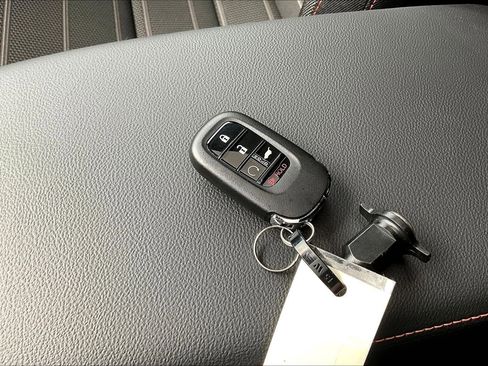 Used 2026 Honda CR-V TrailSport image 34