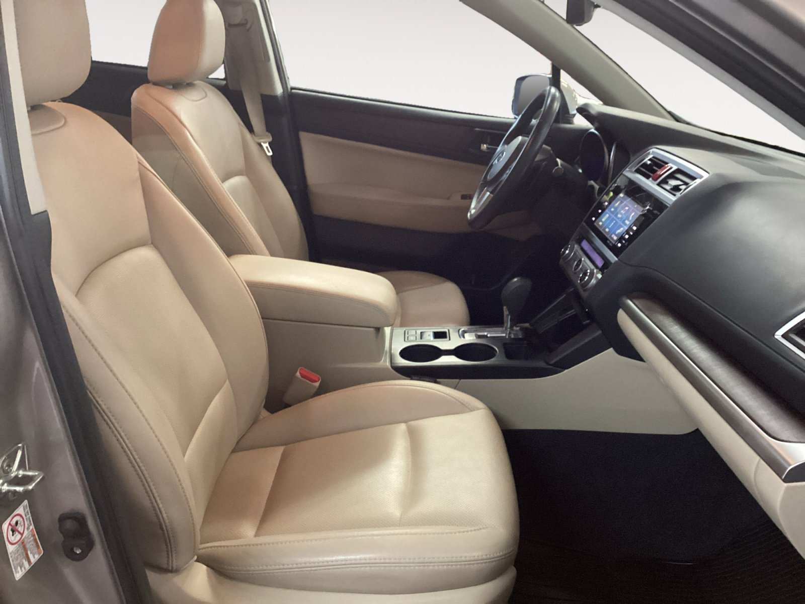 Used 2017 Subaru Outback 2.5i Limited AWD/4WD image 15