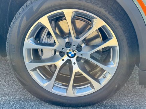 Used 2026 BMW X5 xDrive50e AWD/4WD image 7