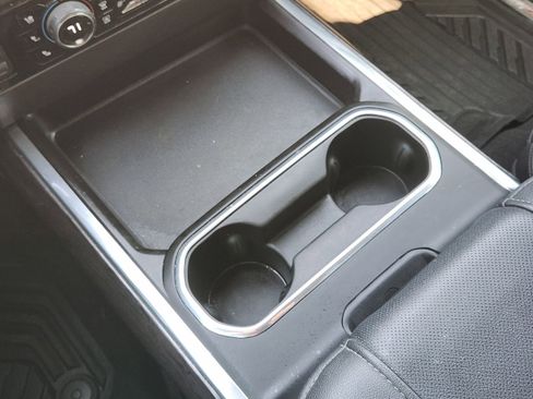 Used 2025 Chevrolet Silverado 2500 LTZ w/ LTZ Convenience Package image 22