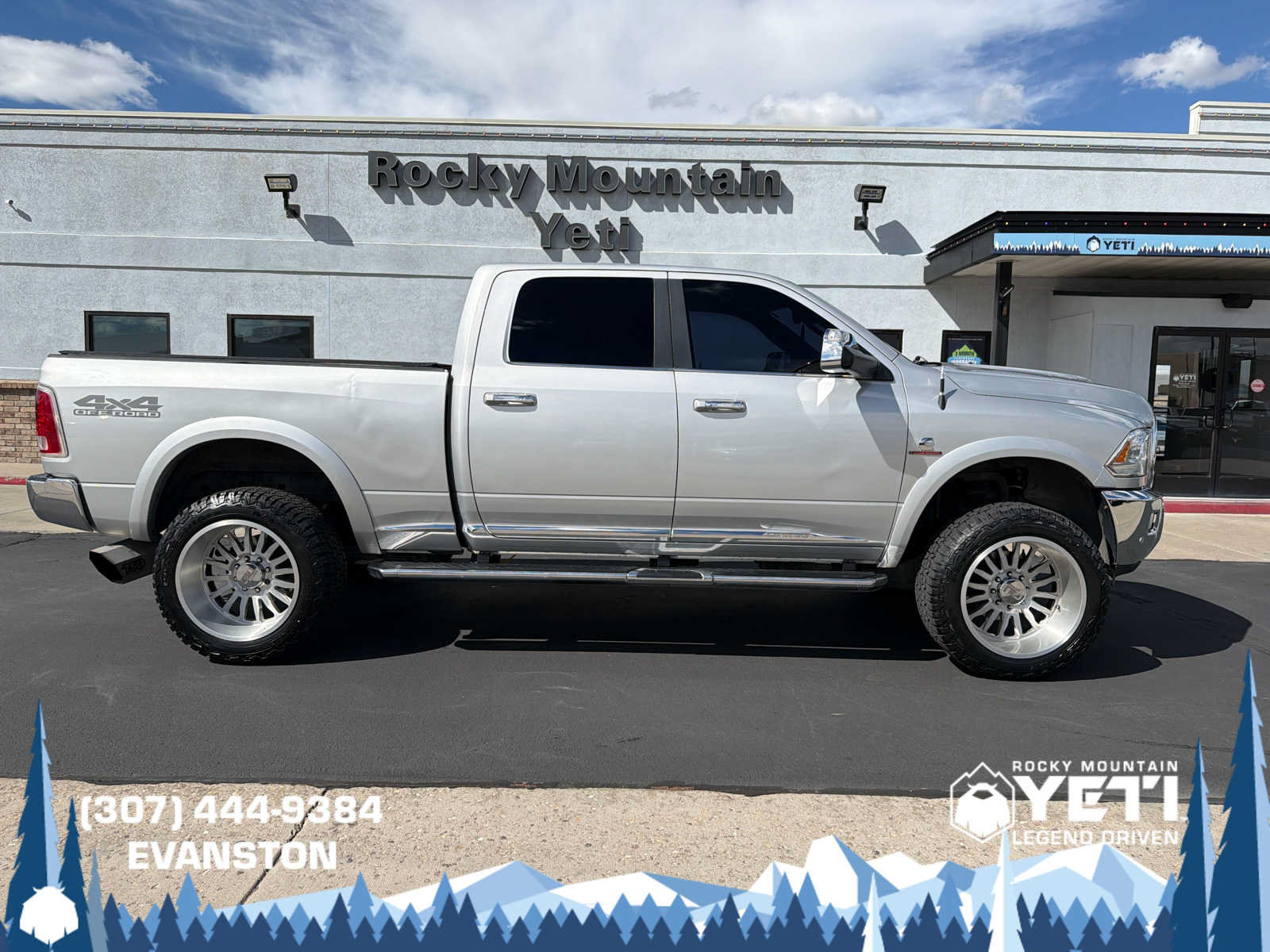 Used 2017 RAM 2500 Limited AWD/4WD image 2
