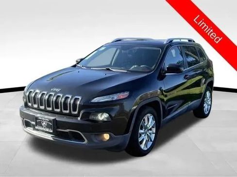 Used 2015 Jeep Cherokee Limited w/ Luxury Group FWD image 3