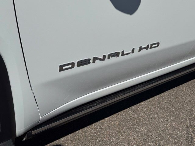 Used 2025 GMC Sierra 3500 Denali w/ Denali Reserve Package AWD/4WD image 12