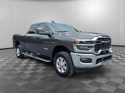 Used 2026 RAM 2500 Big Horn AWD/4WD image 2