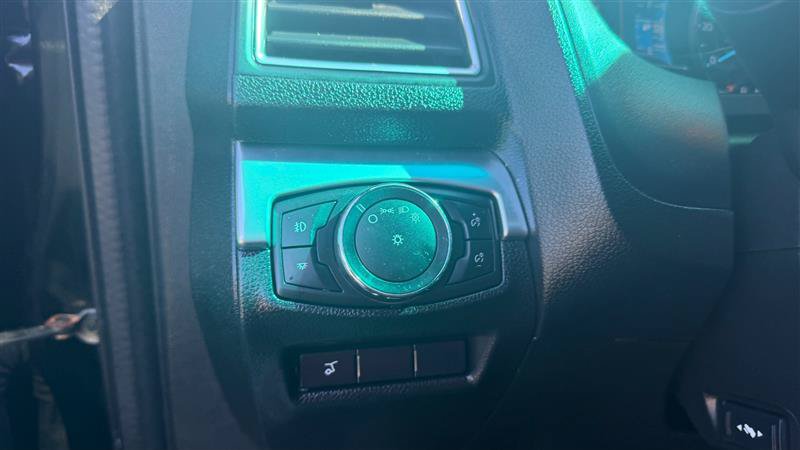 Used 2016 Ford Explorer Limited w/ Equipment Group 301A FWD image 22