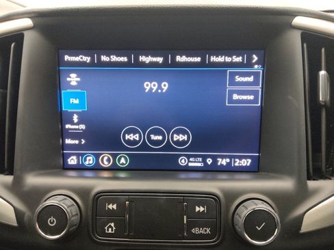 Used 2022 GMC Terrain SLT w/ Infotainment Package II FWD image 25
