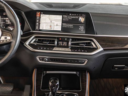 Used 2021 BMW X5 xDrive40i w/ Convenience Package AWD/4WD image 19
