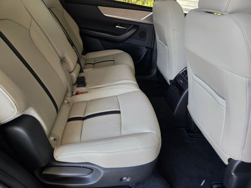 Used 2025 MAZDA CX-90 Plug-In Hybrid w/ Preferred image 20