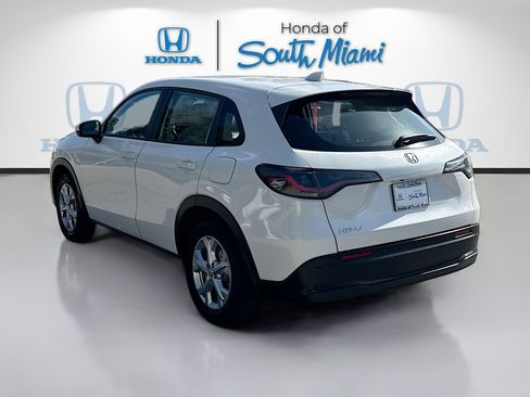 Used 2025 Honda HR-V LX image 5