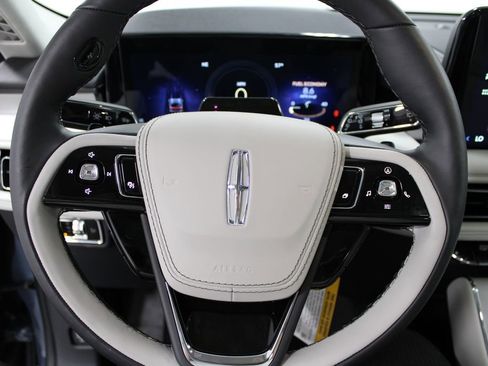 New 2026 Lincoln Aviator Reserve image 37