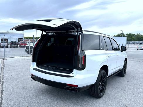 Certified 2024 Cadillac Escalade Sport Platinum AWD/4WD image 23