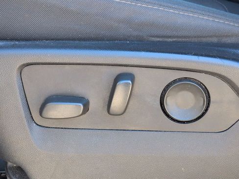 Certified 2024 Chevrolet Silverado 2500 Custom w/ Custom Value Package image 28