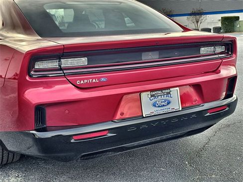 Used 2024 Dodge Charger R/T w/ Plus Group image 15