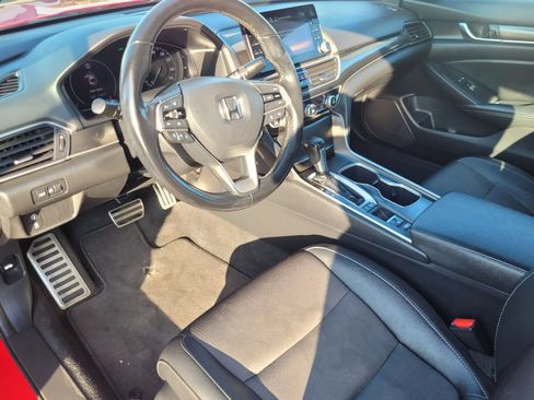 Used 2019 Honda Accord Sport image 17