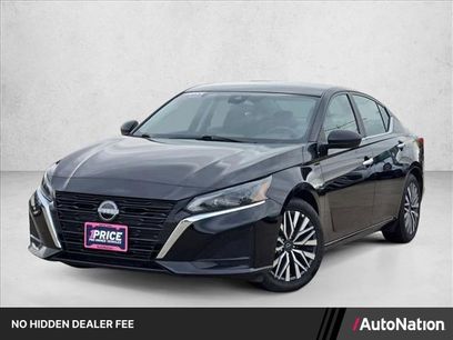 Used 2025 Nissan Altima 2.5 SV
