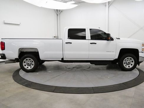 Used 2019 Chevrolet Silverado 3500 W/T image 8