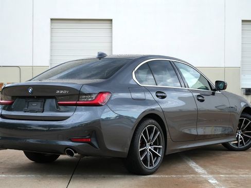 Used 2019 BMW 330i Sedan w/ Premium Package RWD image 3