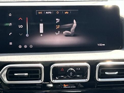 New 2026 Nissan Sentra SV w/ Floor Mat Package FWD image 22
