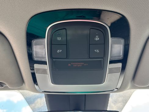Used 2023 Hyundai Santa Fe SE AWD/4WD image 13
