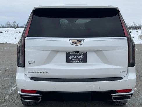 Used 2021 Cadillac Escalade Premium Luxury w/ Driver Assist Tech Package image 6