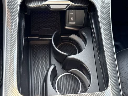 New 2026 Mercedes-Benz GLC 300 image 29