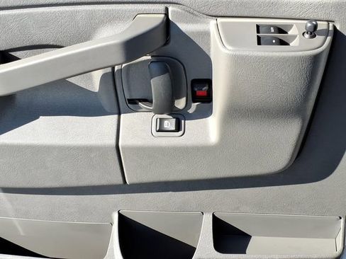 New 2026 Chevrolet Express 2500 w/ Driver Convenience Package image 11