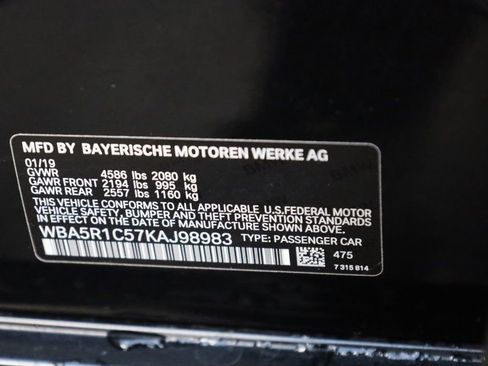 Used 2019 BMW 330i Sedan w/ Convenience Package image 12