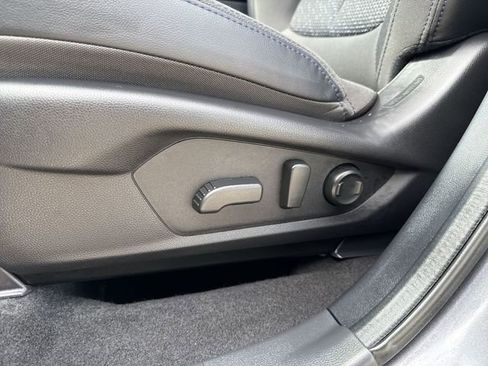 Used 2026 Subaru Forester Premium image 18