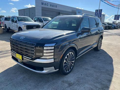 New 2026 Hyundai Palisade Calligraphy FWD image 7