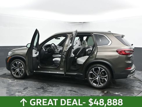 Used 2023 BMW X5 xDrive40i w/ Premium Package image 54