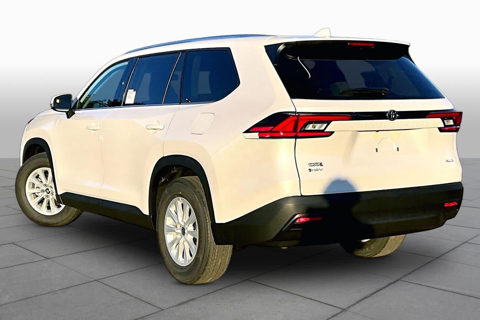 New 2026 Toyota Grand Highlander XLE FWD image 11