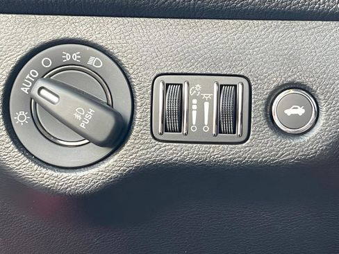 Used 2018 Dodge Challenger T/A image 30