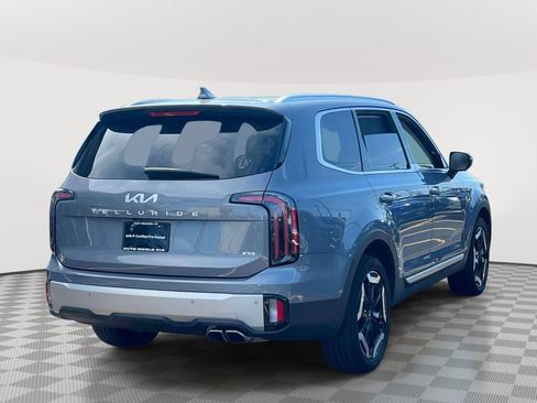 Certified 2024 Kia Telluride EX w/ EX Captain's Chair Package AWD/4WD image 7
