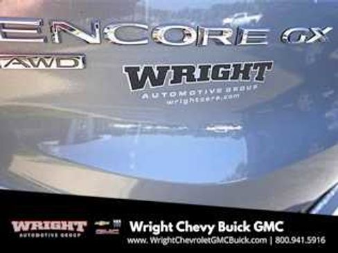 Used 2022 Buick Encore GX Essence w/ Experience Buick Package image 10