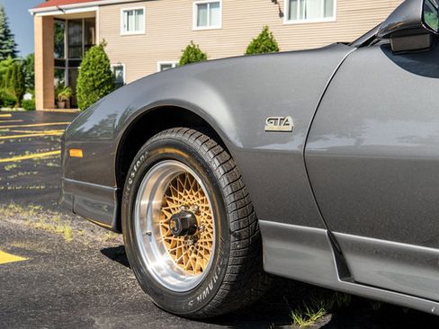 Used 1989 Pontiac Firebird Trans Am RWD image 98