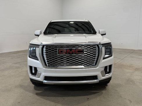 Used 2021 GMC Yukon Denali AWD/4WD image 3