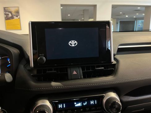 Used 2025 Toyota RAV4 LE image 21