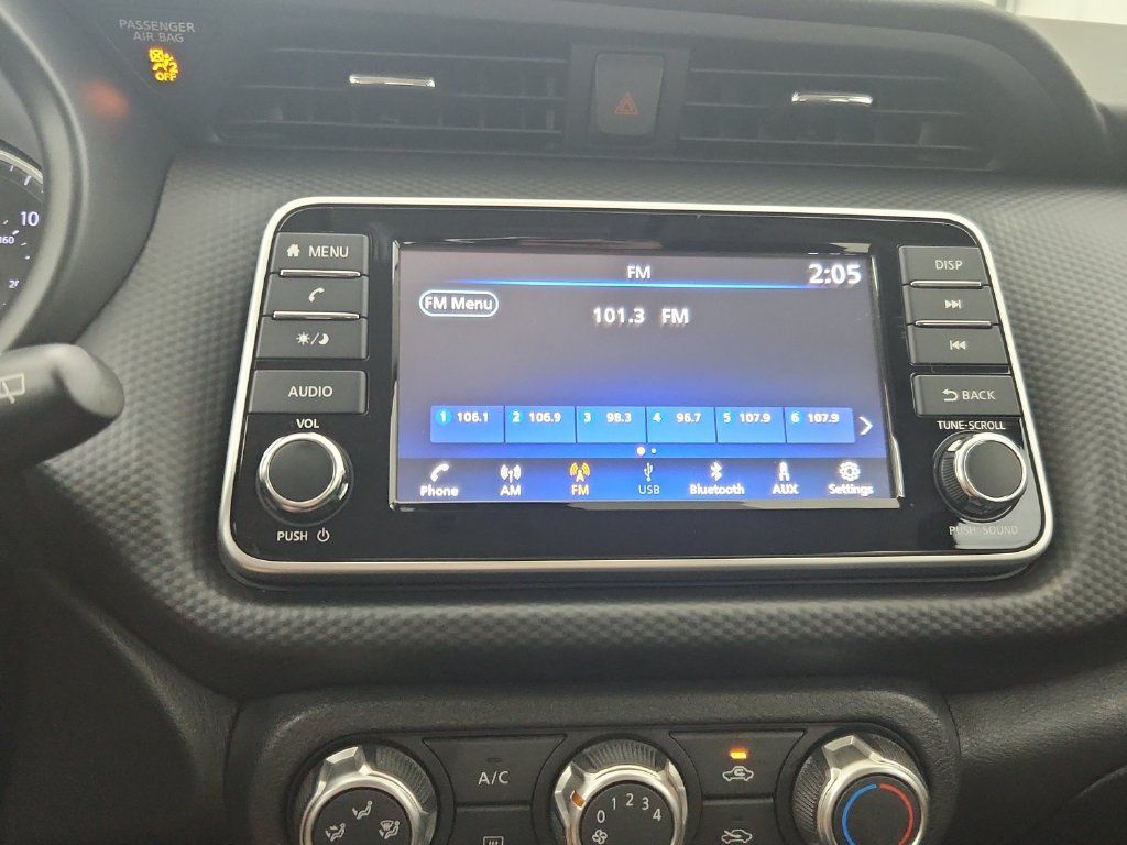 Used 2025 Nissan Kicks Play S FWD image 26