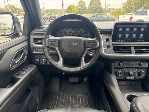 Used 2021 Chevrolet Suburban RST w/ Luxury Package image 2