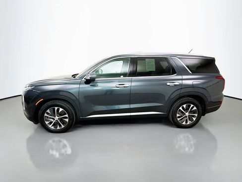 Used 2020 Hyundai Palisade SEL w/ Winter Weather Package image 4