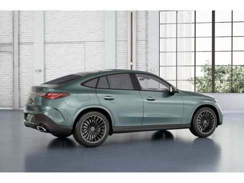 Used 2026 Mercedes-Benz GLC 300 4MATIC image 17