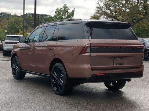 New 2025 Lincoln Navigator Black Label image 5